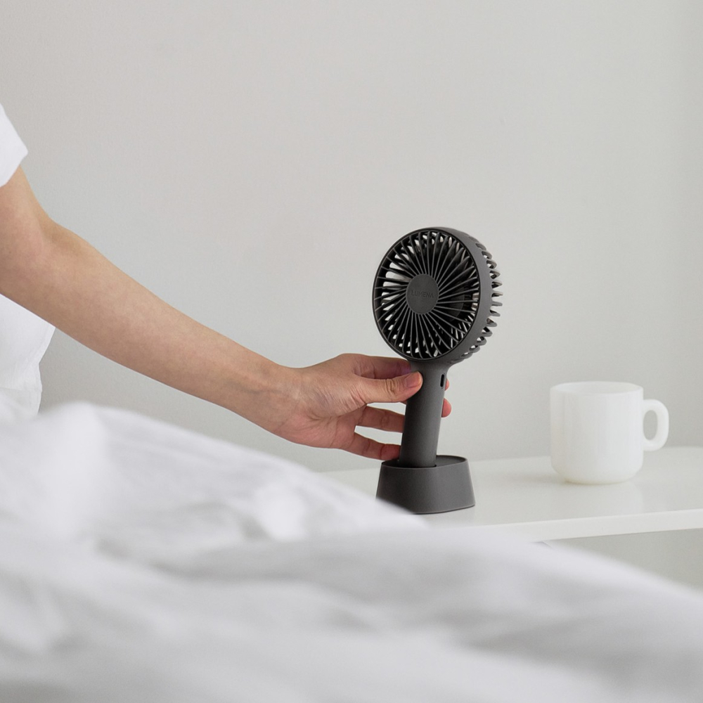 LUMENA PRO4 USB 充電式手持風扇-淺灰