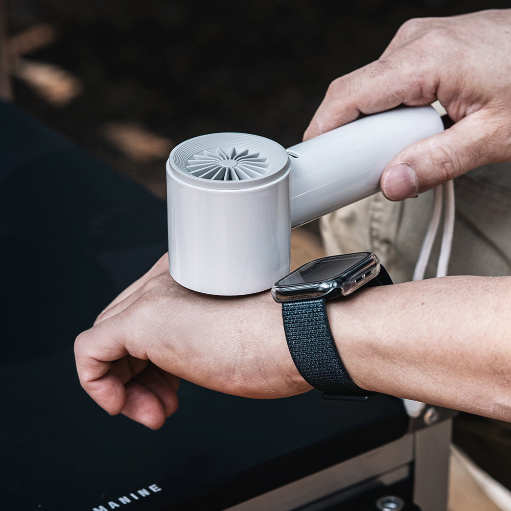 LUMENA JET ULTRA 充電式涼感手持風扇