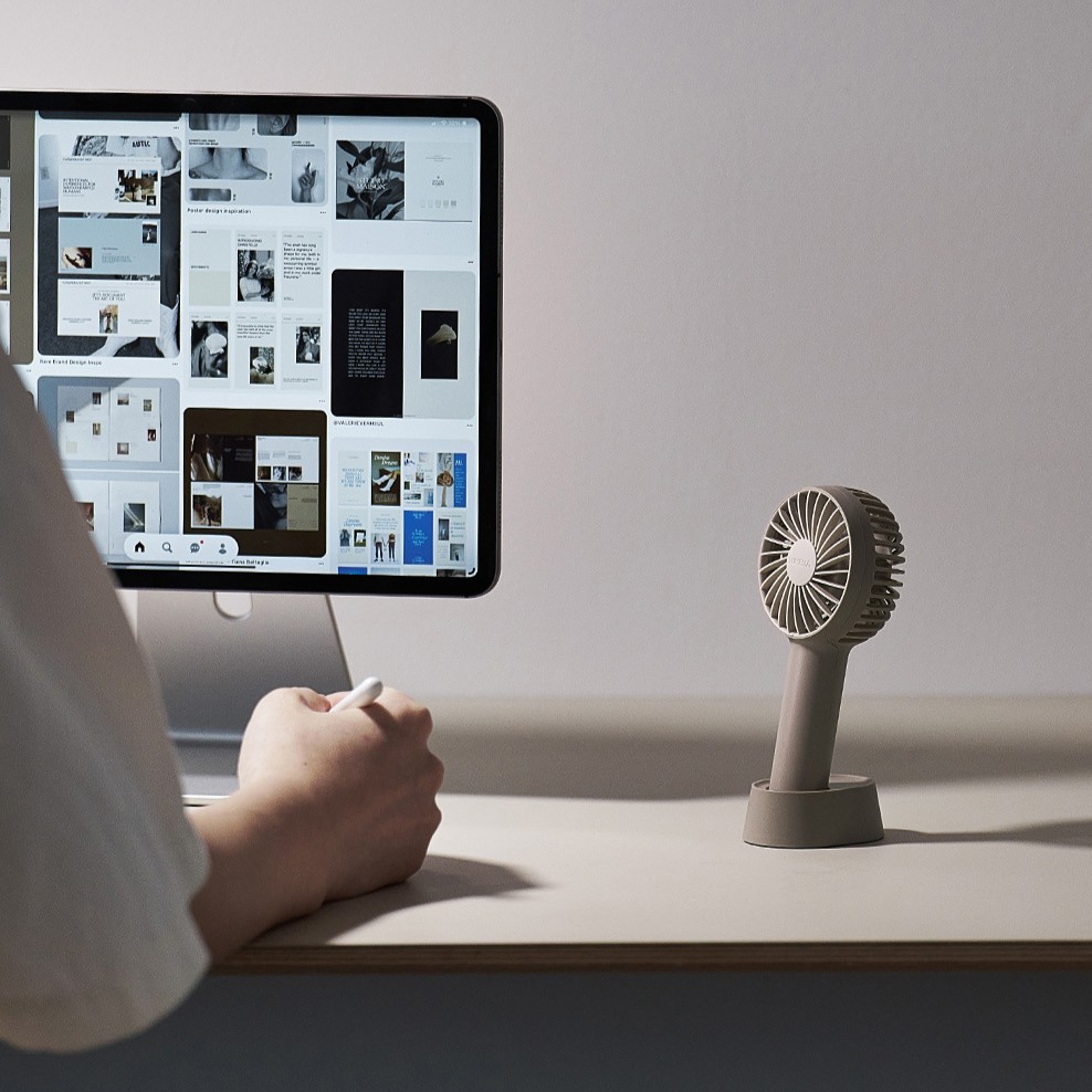 LUMENA C2 USB 迷你手持風扇-奶茶色